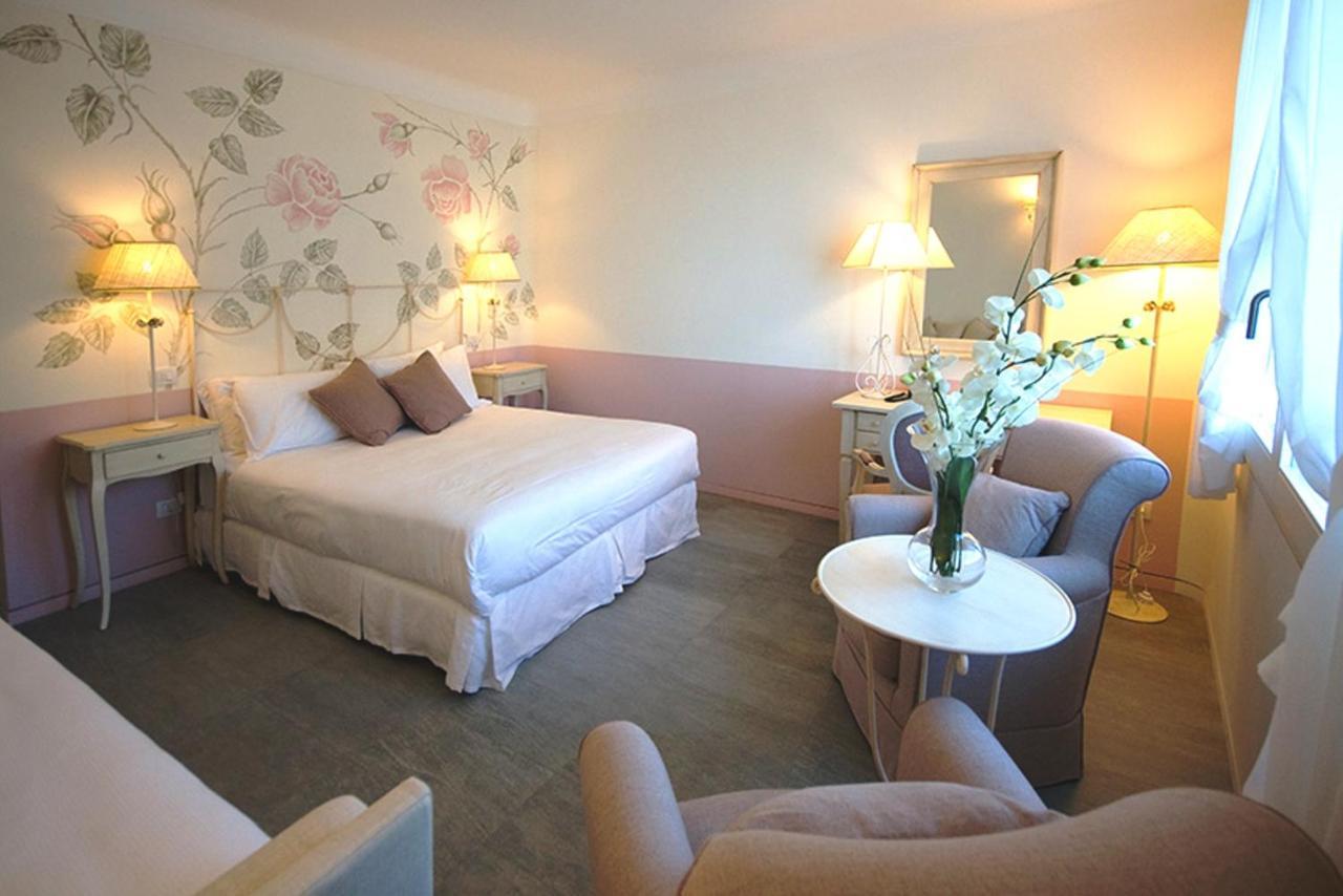 לצנו Hotel Villa Aurora מראה חיצוני תמונה